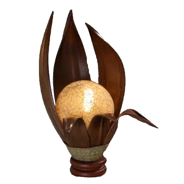 Lampe Tischlampe aus natürlichen Kokospalmenblättern gefertigt, balinesische Handarbeit