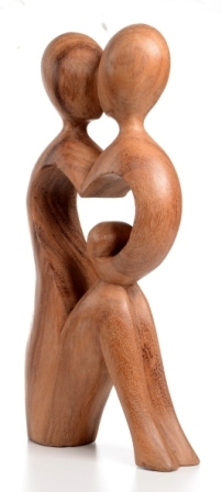 Liebespaar-Figur mit mittigem Herz, fabelhafte Feng-Shui-Figur, nachhaltige Handarbeit aus Bali