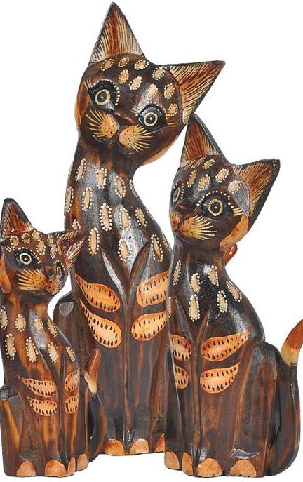 Handgefertigte afrikanische Katzenfiguren aus Massivholz, traditionelle Deko im Afrika Deko Shop